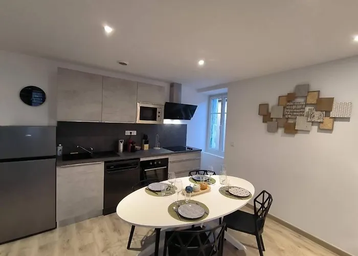 T2 -55m2- Elegant Et Chaleureux Daire *