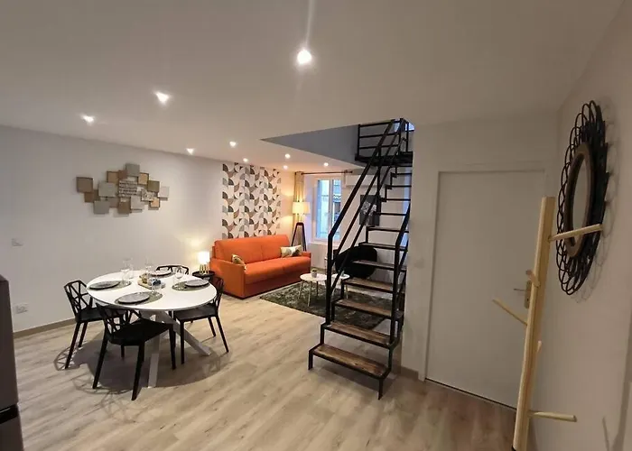 Daire T2 -55m2- Elegant Et Chaleureux *