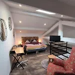 T2 -55m2- Elegant Et Chaleureux Apartman