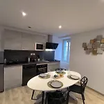 T2 -55m2- Elegant Et Chaleureux Apartman *